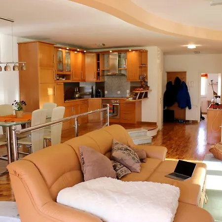 Apartma Cosy